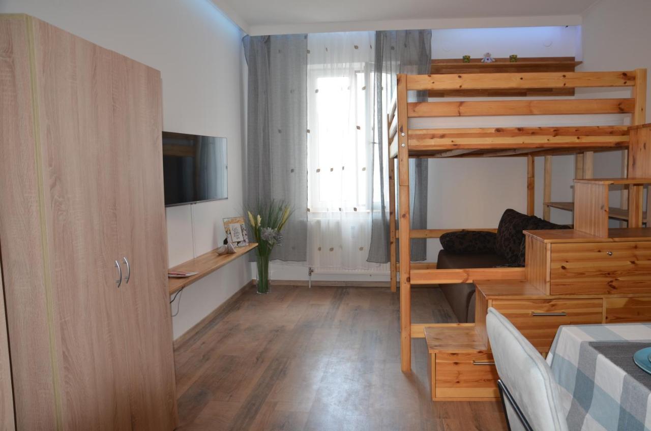 Vega - Free Parking - Self Checkin Apartman Graz Kültér fotó