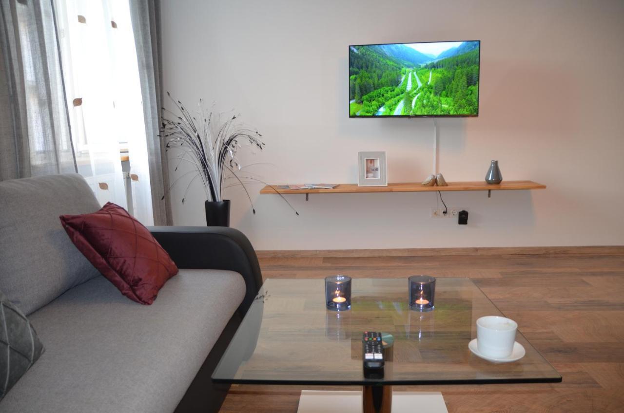 Vega - Free Parking - Self Checkin Apartman Graz Kültér fotó