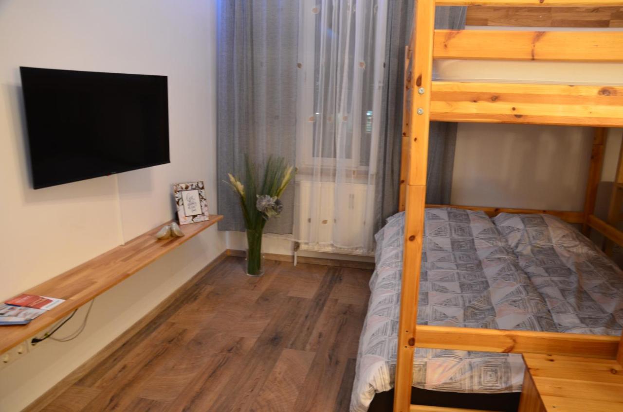 Vega - Free Parking - Self Checkin Apartman Graz Kültér fotó