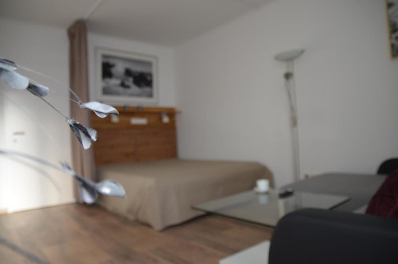 Vega - Free Parking - Self Checkin Apartman Graz Kültér fotó