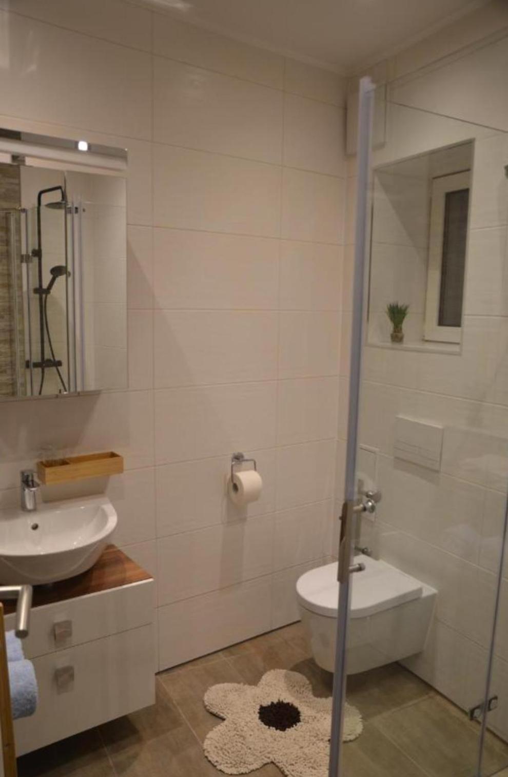 Vega - Free Parking - Self Checkin Apartman Graz Kültér fotó